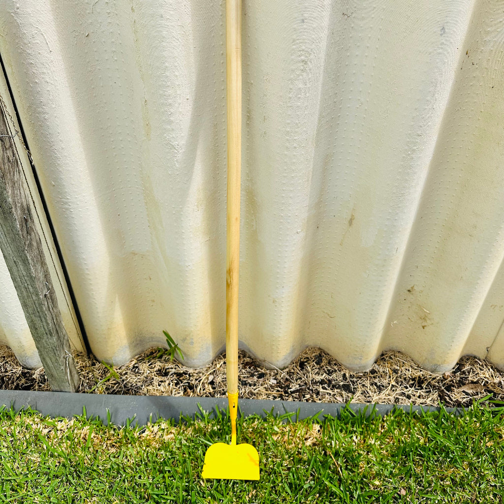 Ryset Kids Long Handle Garden Hoe with Metal Head. 