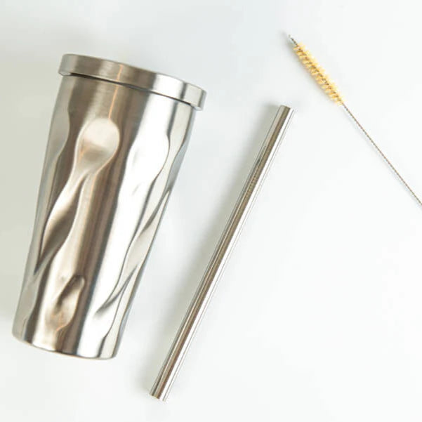 Metal Insulated Smoothie and Bubble Tea Cup with Metal Straw and Straw Cleaner.